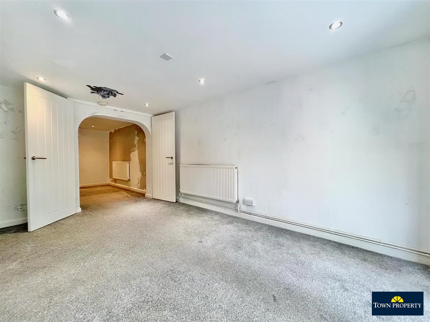 Property Details for Willingdon Road Eastbourne BN21 1TW Town